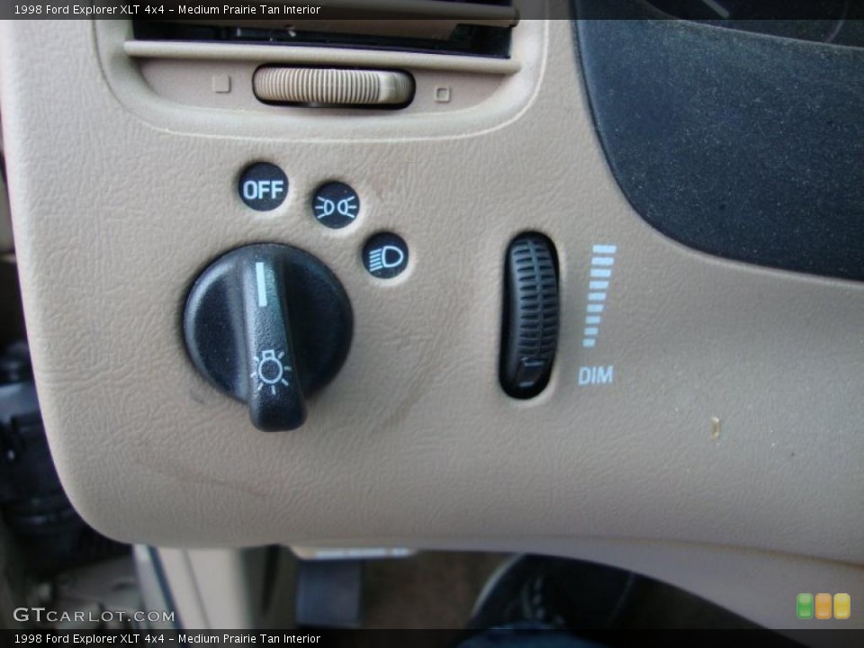 Medium Prairie Tan Interior Controls for the 1998 Ford Explorer XLT 4x4 #43370812