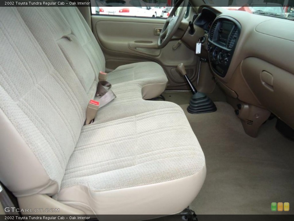 Oak Interior Photo for the 2002 Toyota Tundra Regular Cab #43370956