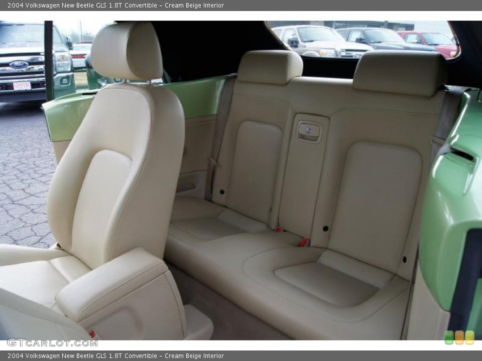 Cream Beige Interior Photo for the 2004 Volkswagen New Beetle GLS 1.8T Convertible #43380519