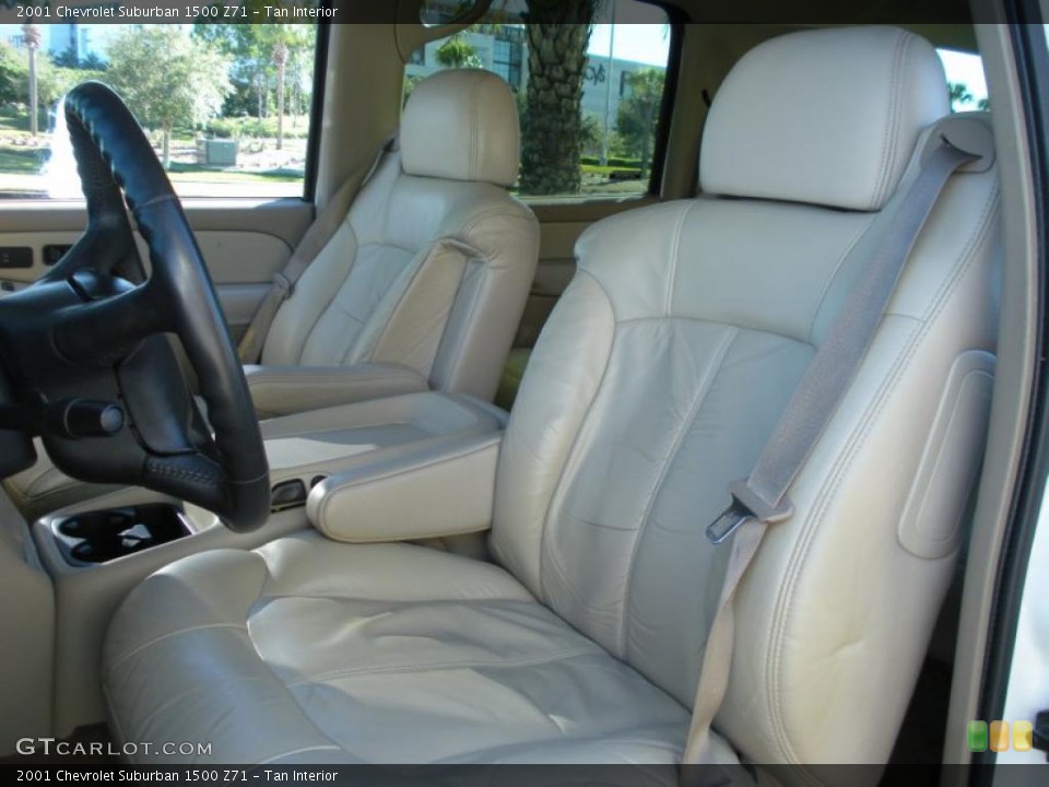 Tan Interior Photo for the 2001 Chevrolet Suburban 1500 Z71 #43389768
