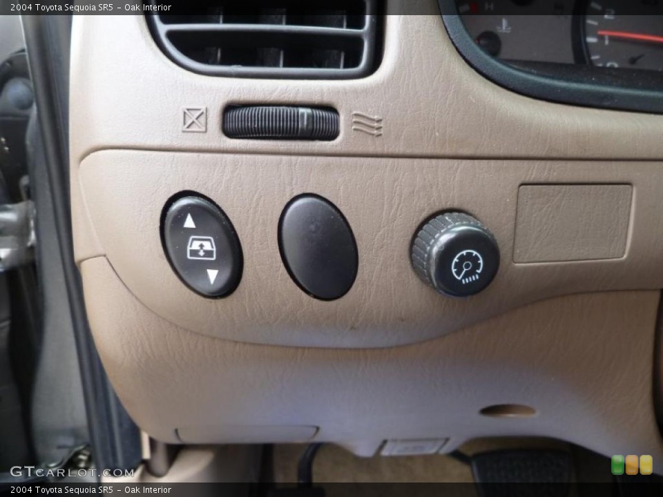 Oak Interior Controls for the 2004 Toyota Sequoia SR5 #43393076