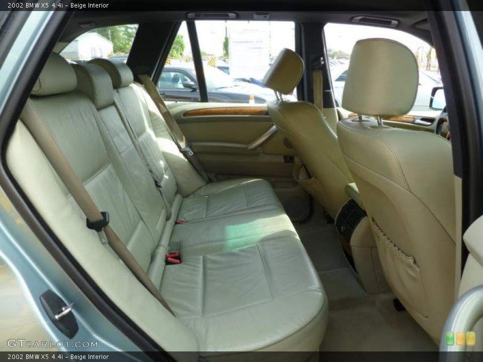 Beige Interior Photo for the 2002 BMW X5 4.4i #43393330