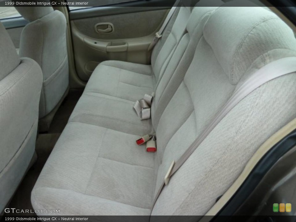 Neutral Interior Photo for the 1999 Oldsmobile Intrigue GX #43393548