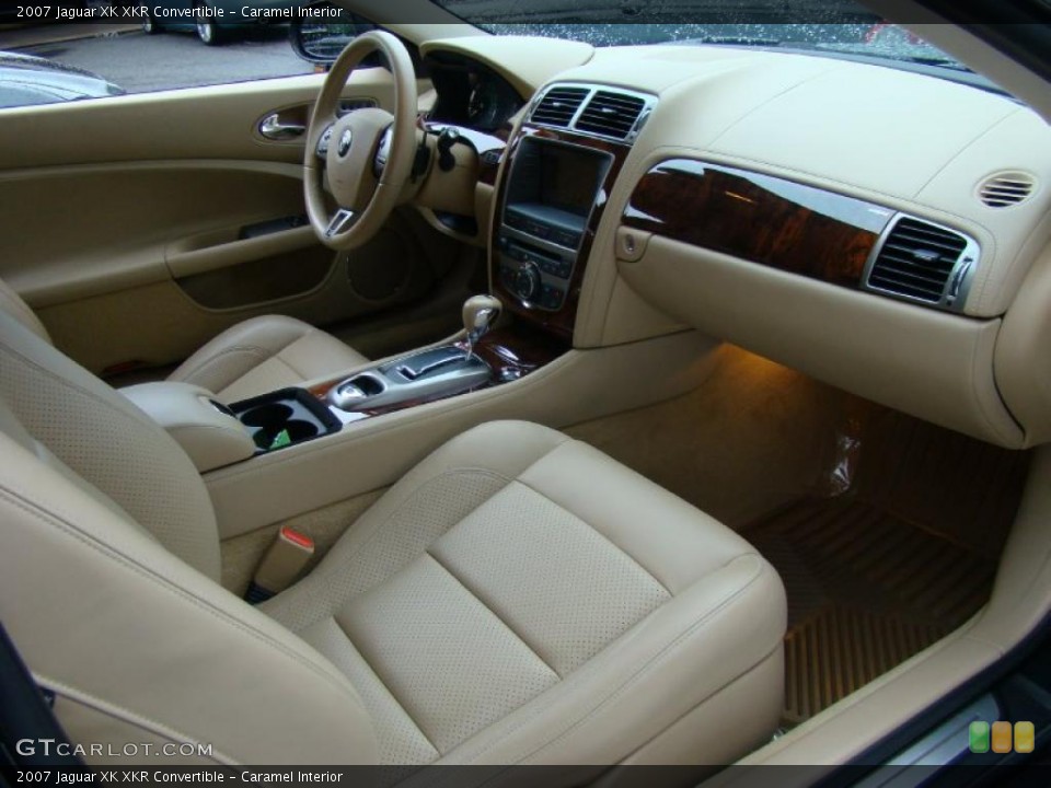Caramel Interior Dashboard for the 2007 Jaguar XK XKR Convertible #43398380
