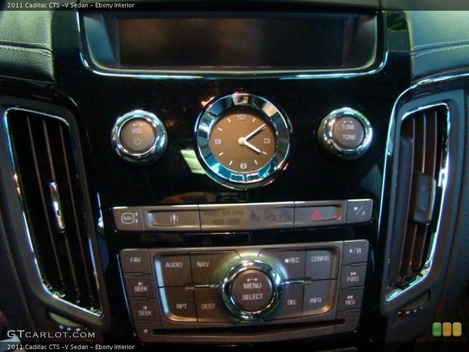 Ebony Interior Controls for the 2011 Cadillac CTS -V Sedan #43399168