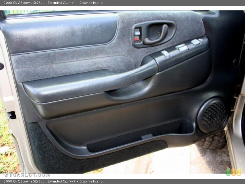 Graphite Interior Door Panel for the 2000 GMC Sonoma SLS Sport Extended Cab 4x4 #43410976