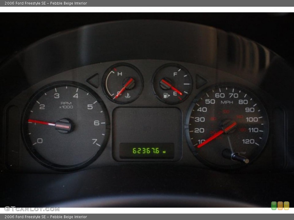 Pebble Beige Interior Gauges for the 2006 Ford Freestyle SE #43414096