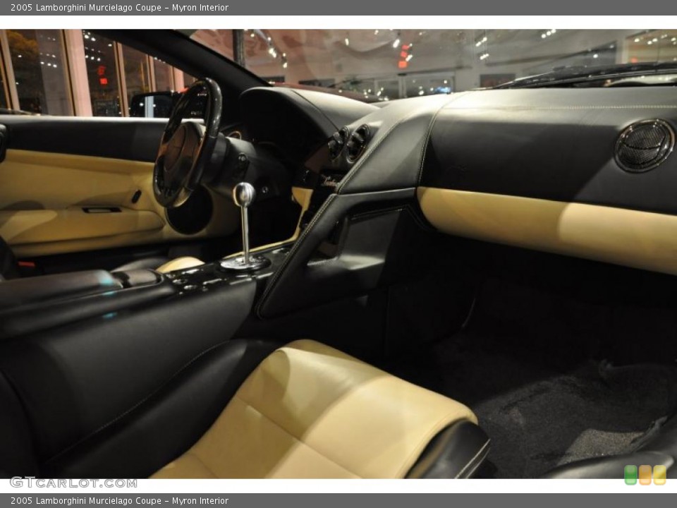 Myron Interior Dashboard for the 2005 Lamborghini Murcielago Coupe #43419572