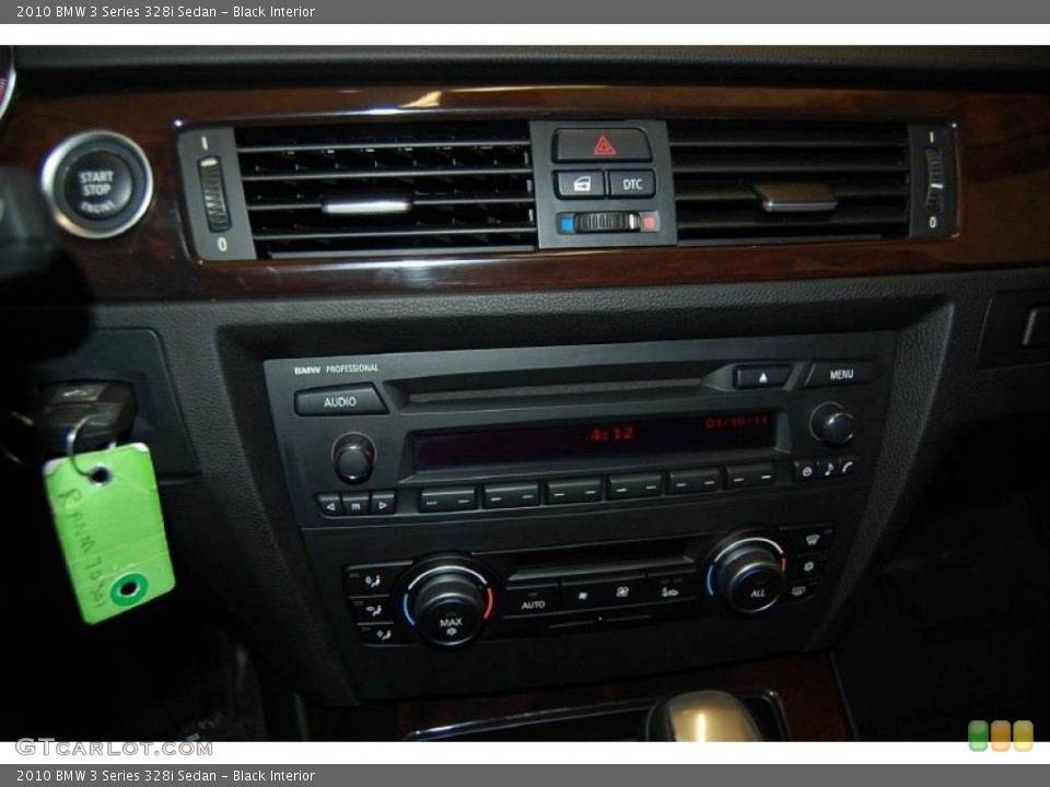 Black Interior Controls for the 2010 BMW 3 Series 328i Sedan #43433835