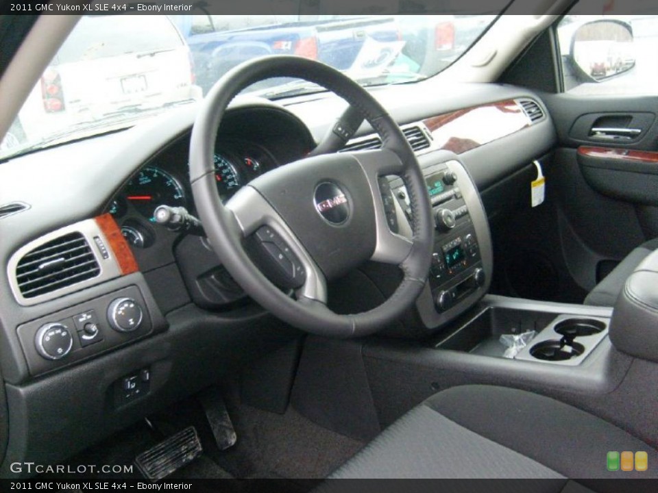 Ebony Interior Dashboard for the 2011 GMC Yukon XL SLE 4x4 #43435943