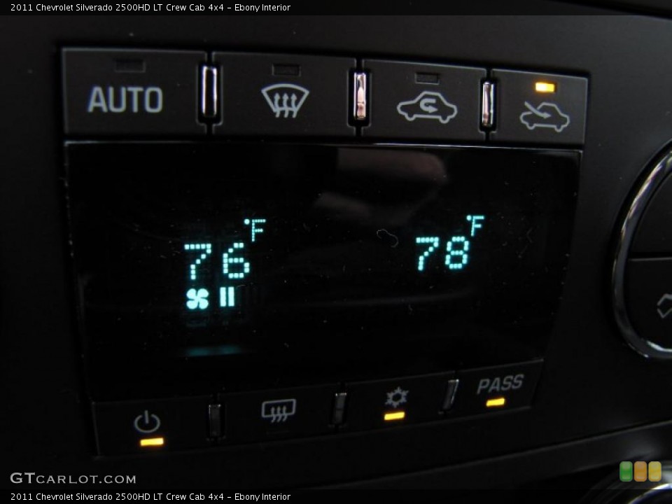 Ebony Interior Controls for the 2011 Chevrolet Silverado 2500HD LT Crew Cab 4x4 #43436963