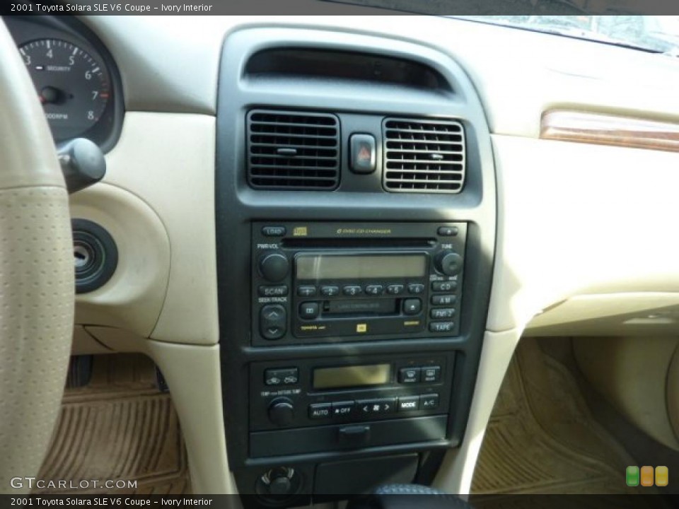 Ivory Interior Controls for the 2001 Toyota Solara SLE V6 Coupe #43439206