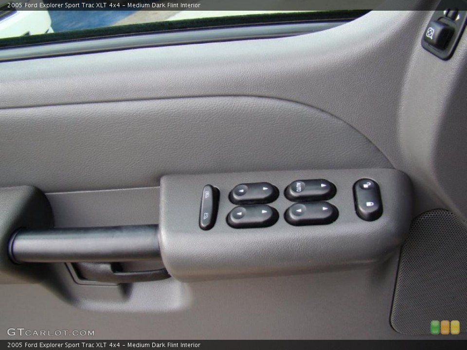 Medium Dark Flint Interior Controls for the 2005 Ford Explorer Sport Trac XLT 4x4 #43461616