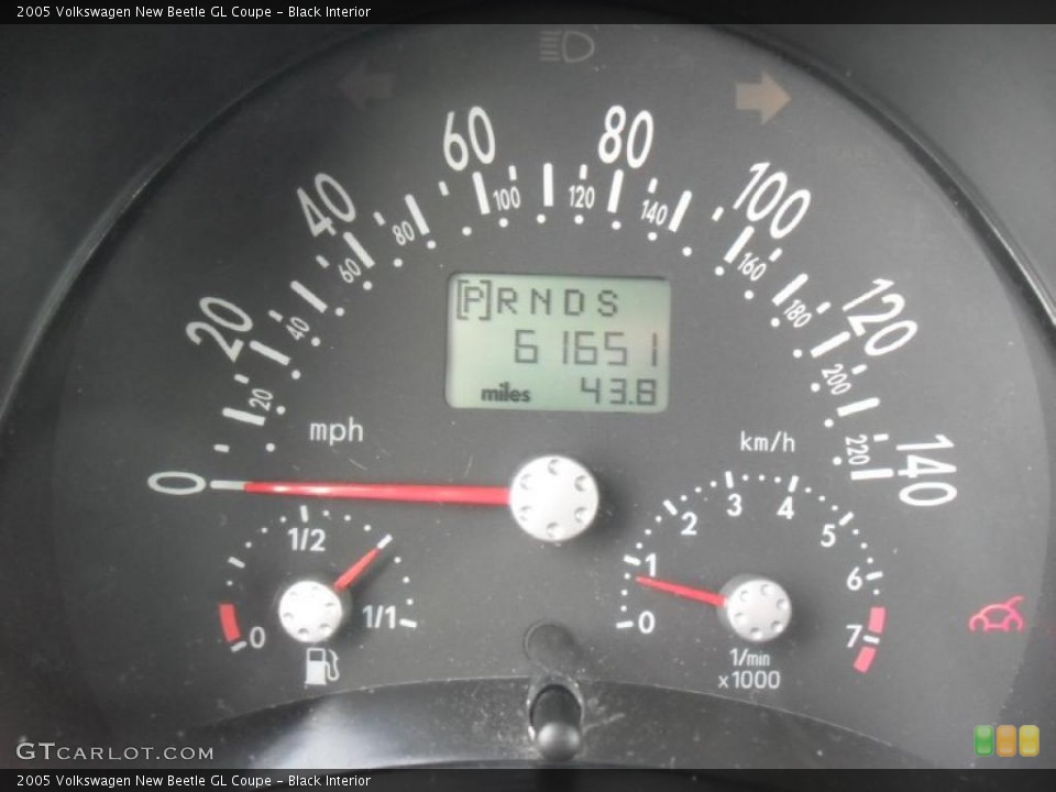 Black Interior Gauges for the 2005 Volkswagen New Beetle GL Coupe #43462094