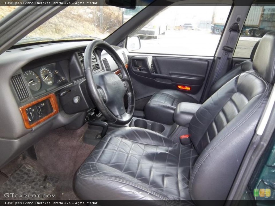Agate Interior Photo for the 1996 Jeep Grand Cherokee Laredo 4x4 #43475838