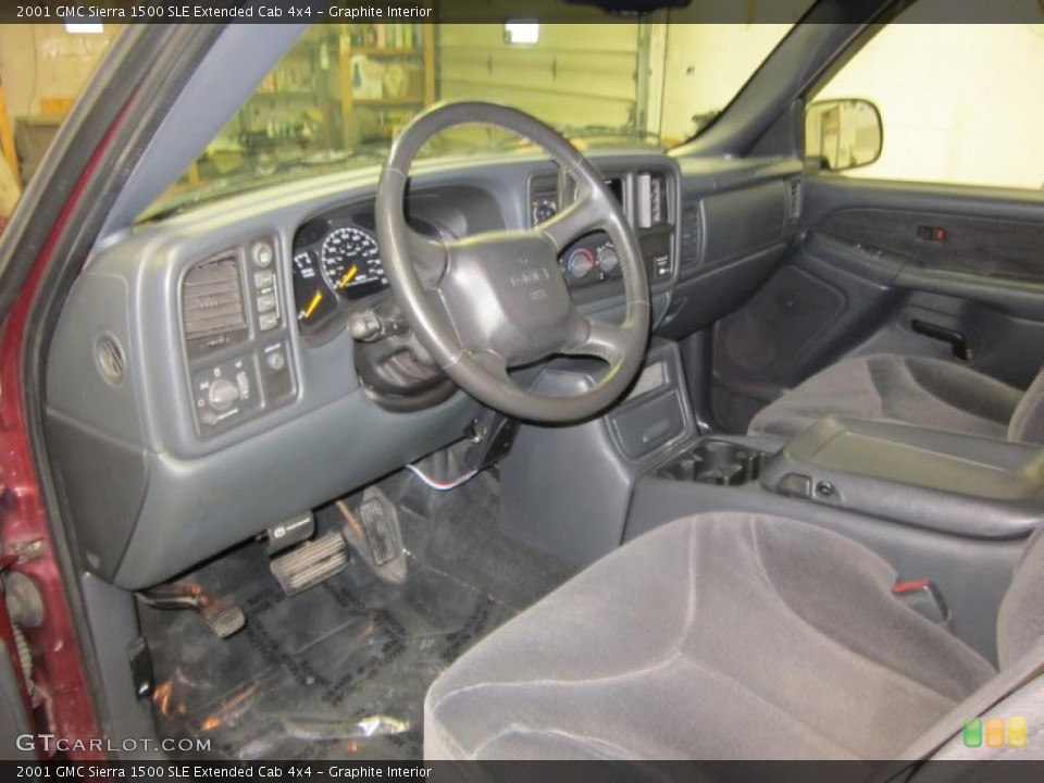 Graphite Interior Photo for the 2001 GMC Sierra 1500 SLE Extended Cab 4x4 #43478570