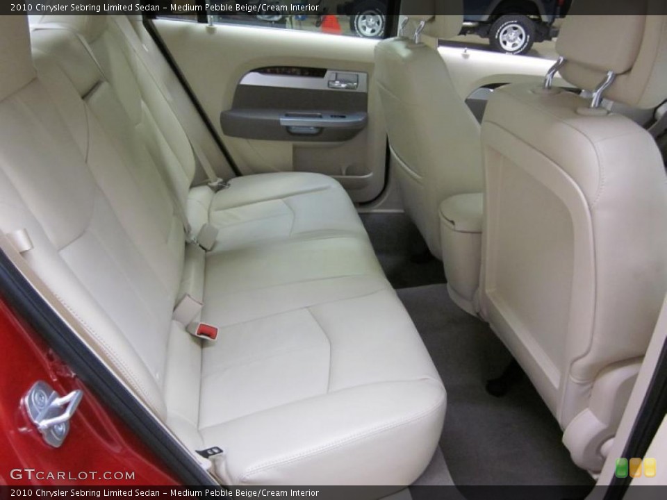 Medium Pebble Beige/Cream Interior Photo for the 2010 Chrysler Sebring Limited Sedan #43486928