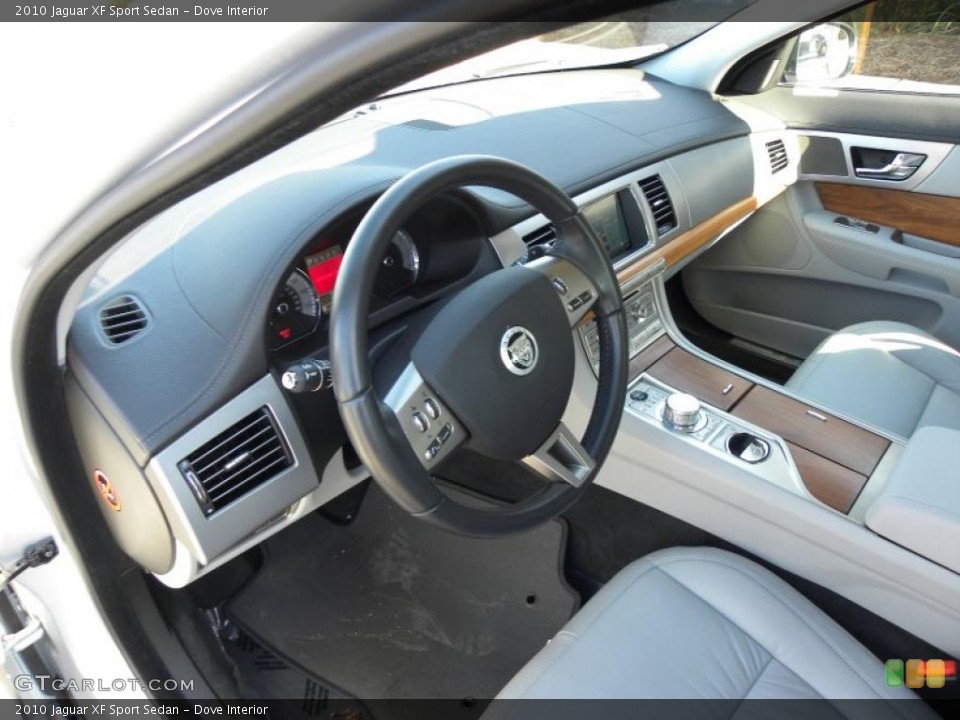 Dove Interior Prime Interior for the 2010 Jaguar XF Sport Sedan #43488768