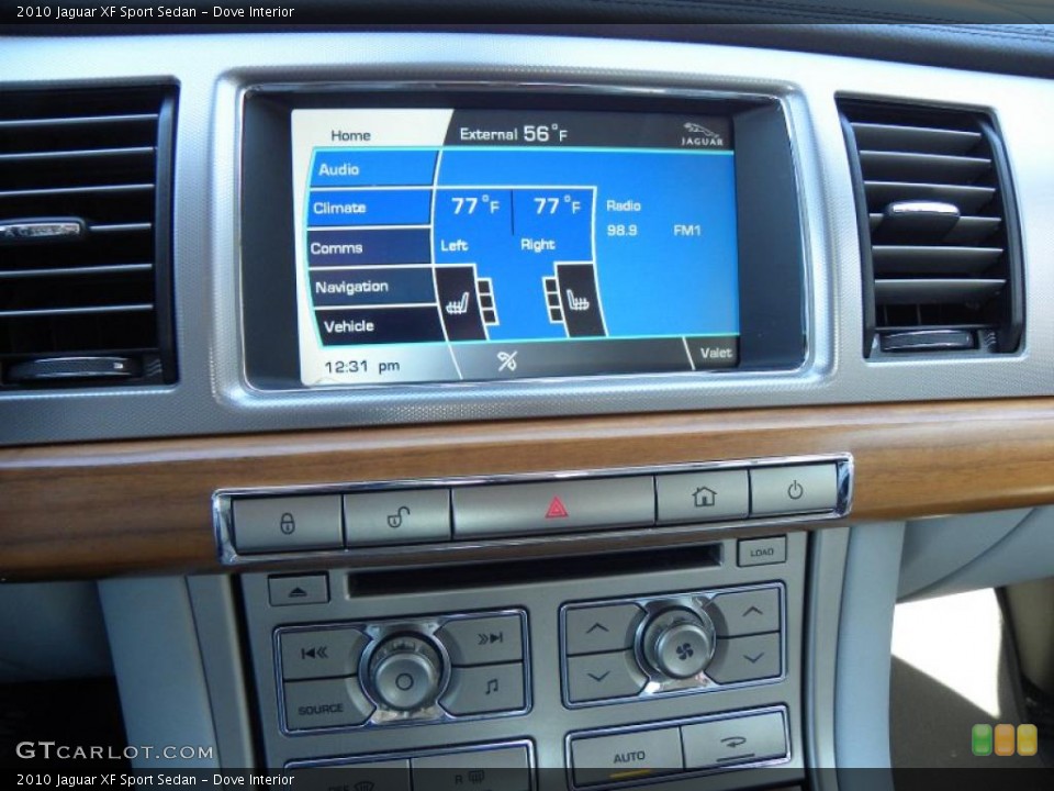 Dove Interior Navigation for the 2010 Jaguar XF Sport Sedan #43489075