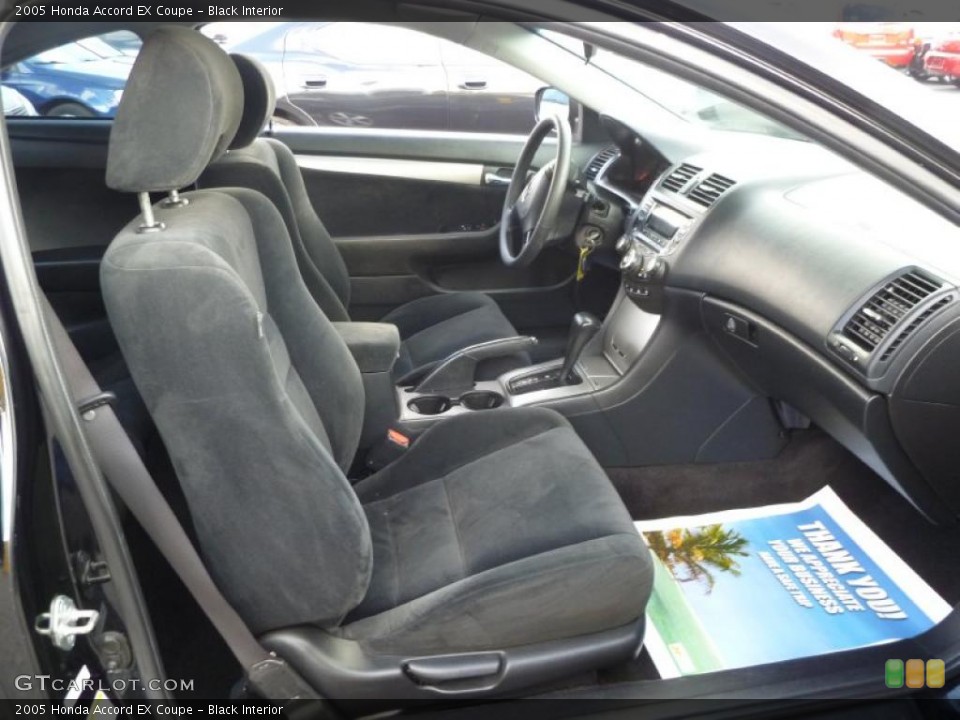 Black Interior Photo for the 2005 Honda Accord EX Coupe #43491732