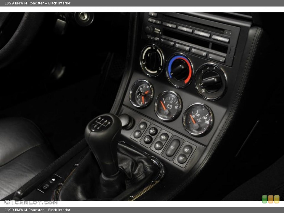Black Interior Controls for the 1999 BMW M Roadster #43511310