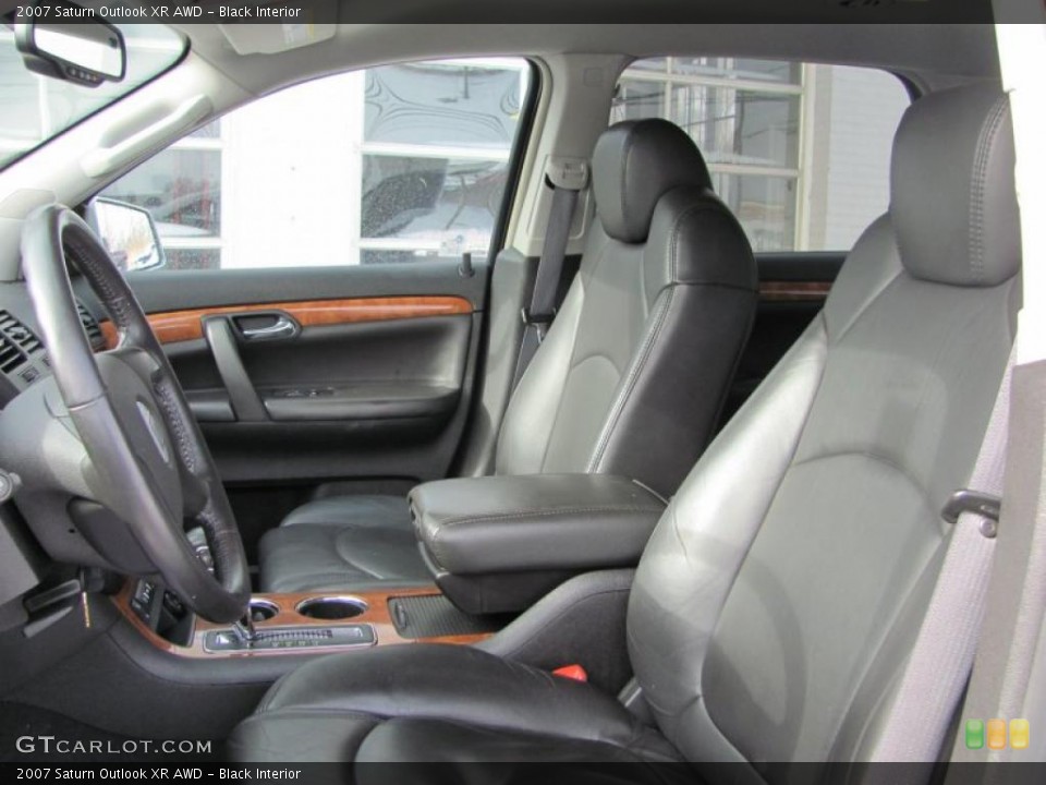 Black Interior Photo for the 2007 Saturn Outlook XR AWD #43523459