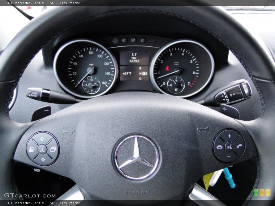 Black Interior Controls for the 2010 Mercedes-Benz ML 350 #43536550