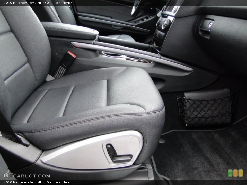 Black Interior Photo for the 2010 Mercedes-Benz ML 350 #43536704