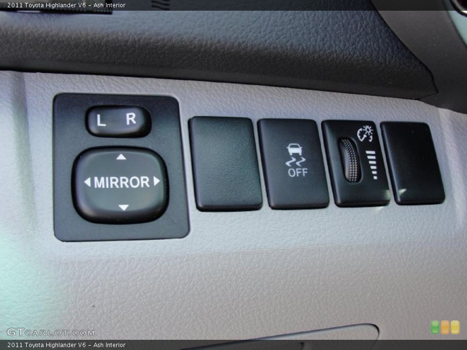 Ash Interior Controls for the 2011 Toyota Highlander V6 #43539491