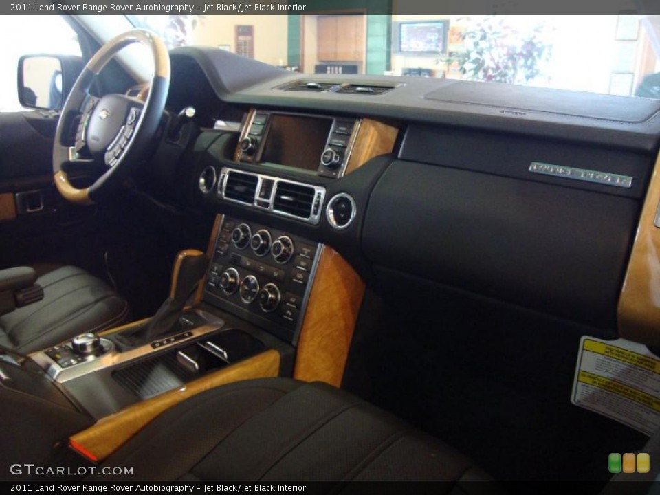Jet Black/Jet Black Interior Dashboard for the 2011 Land Rover Range Rover Autobiography #43549701