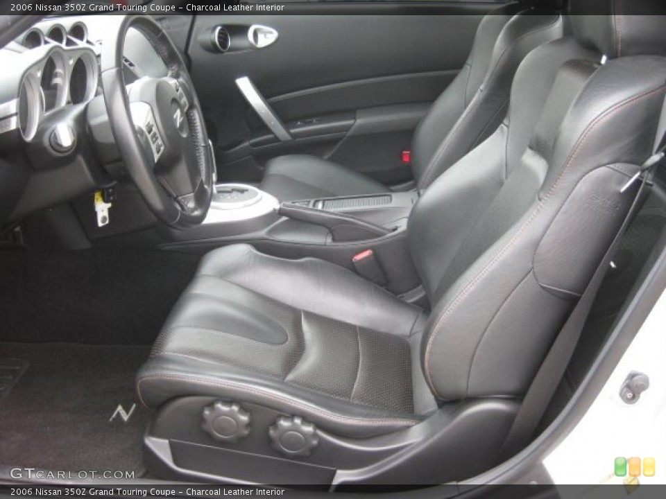 Charcoal Leather Interior Photo for the 2006 Nissan 350Z Grand Touring Coupe #43553240