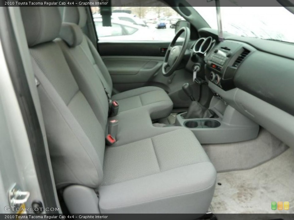 Graphite Interior Photo for the 2010 Toyota Tacoma Regular Cab 4x4 #43554349