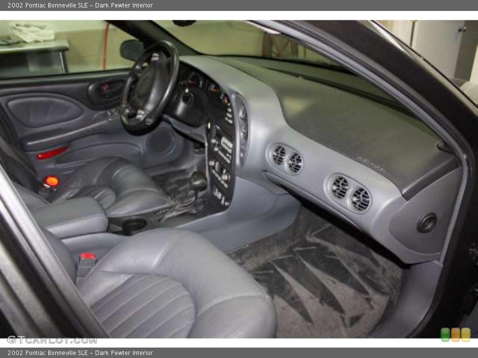 Dark Pewter Interior Photo for the 2002 Pontiac Bonneville SLE #43560486