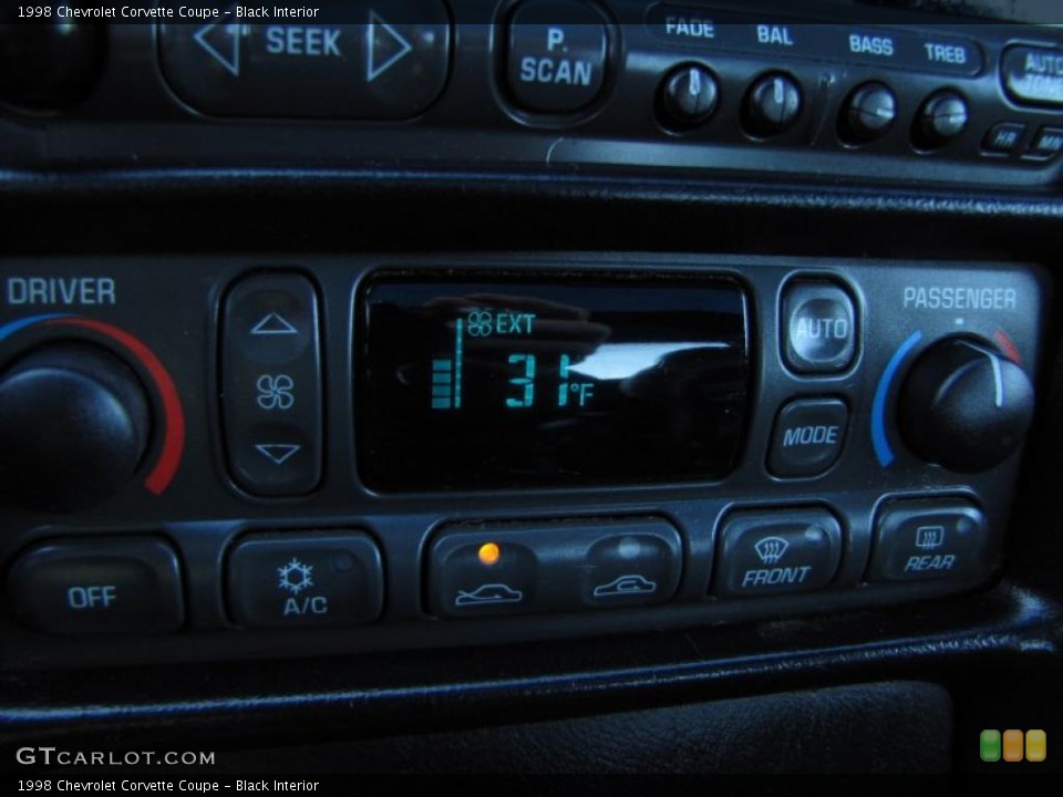 Black Interior Controls for the 1998 Chevrolet Corvette Coupe #43562482