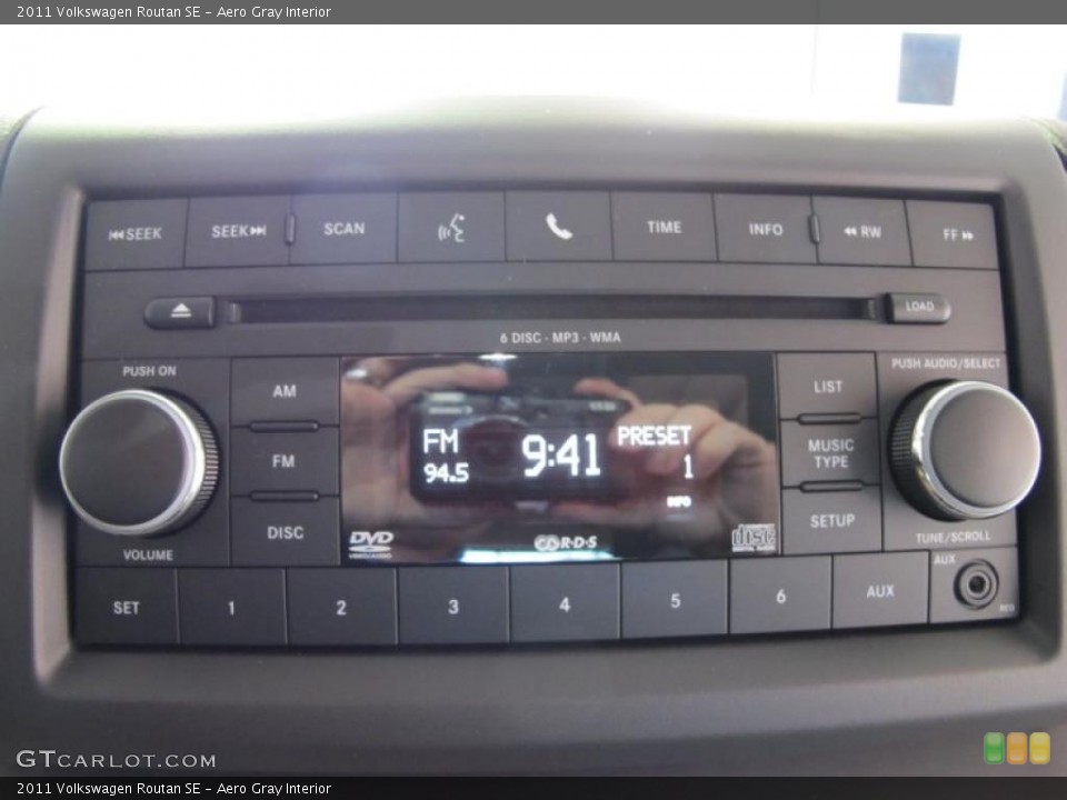 Aero Gray Interior Controls for the 2011 Volkswagen Routan SE #43573508