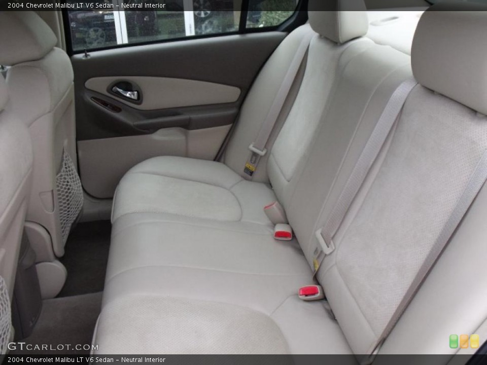 Neutral Interior Photo for the 2004 Chevrolet Malibu LT V6 Sedan #43578950