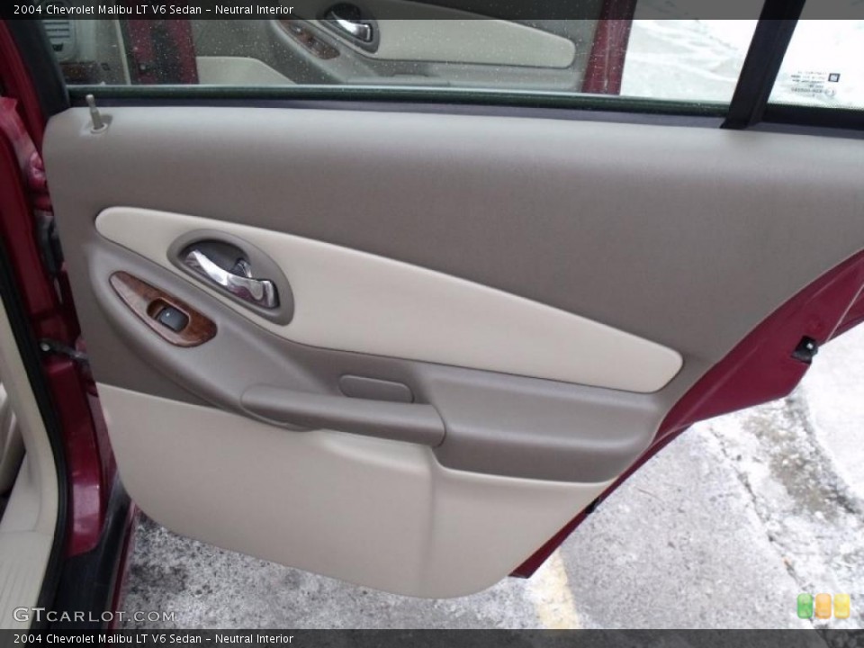 Neutral Interior Door Panel for the 2004 Chevrolet Malibu LT V6 Sedan #43579010