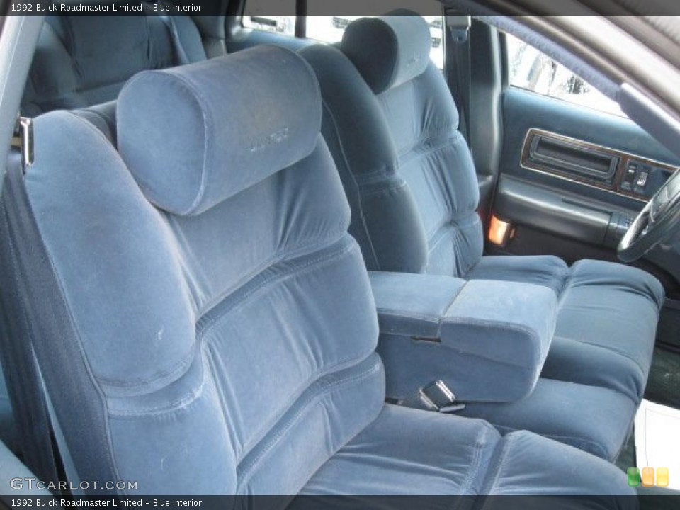 Blue Interior Photo for the 1992 Buick Roadmaster Limited #43579478