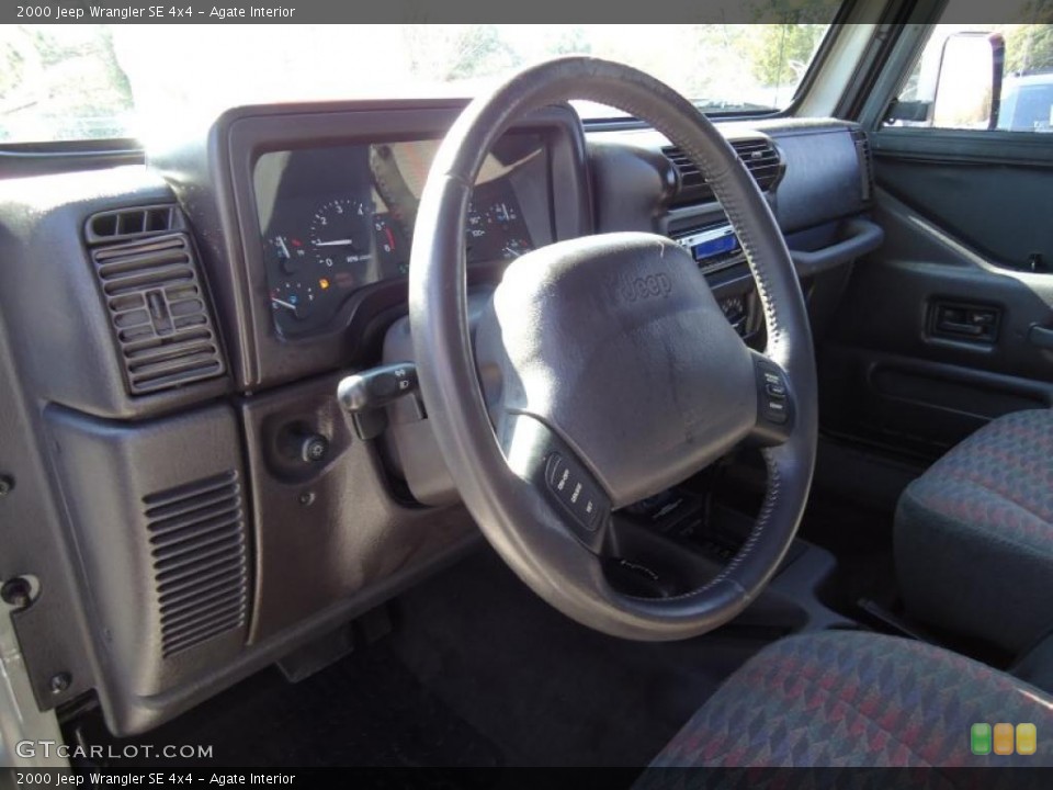 Agate Interior Photo for the 2000 Jeep Wrangler SE 4x4 #43587675