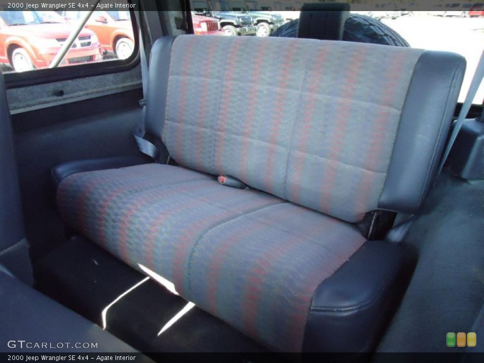 Agate Interior Photo for the 2000 Jeep Wrangler SE 4x4 #43587691