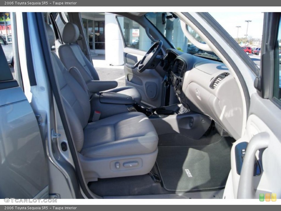 Taupe Interior Photo for the 2006 Toyota Sequoia SR5 #43591267