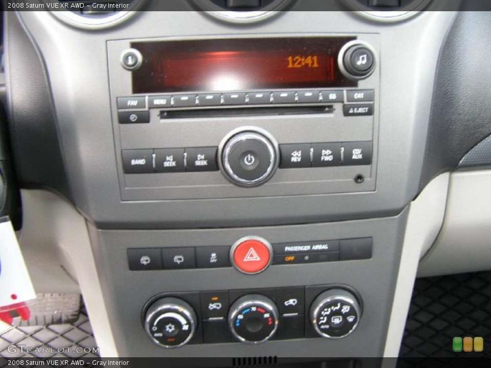 Gray Interior Controls for the 2008 Saturn VUE XR AWD #43606013