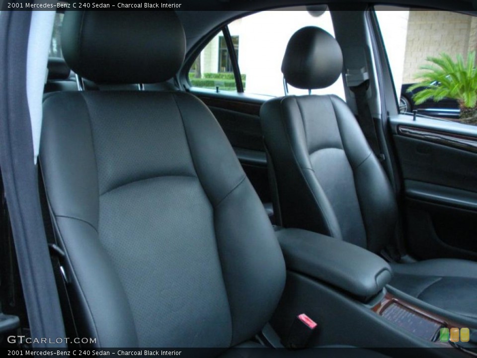Charcoal Black Interior Photo for the 2001 Mercedes-Benz C 240 Sedan #43609057
