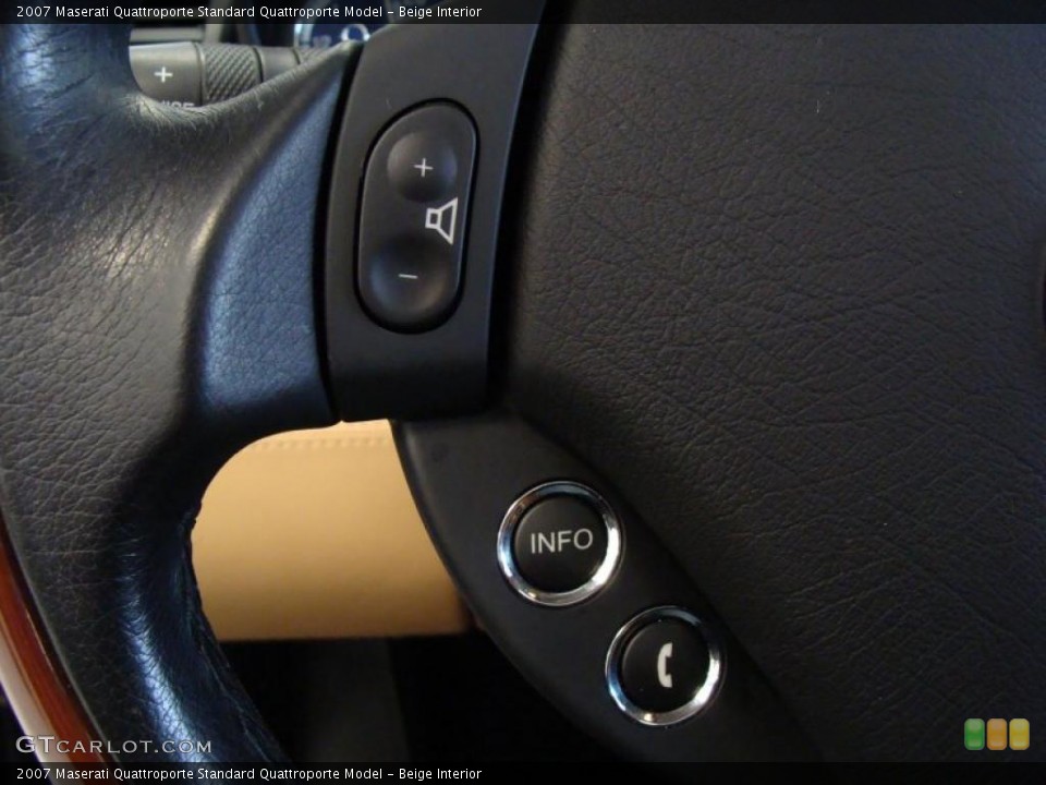 Beige Interior Controls for the 2007 Maserati Quattroporte  #43615176