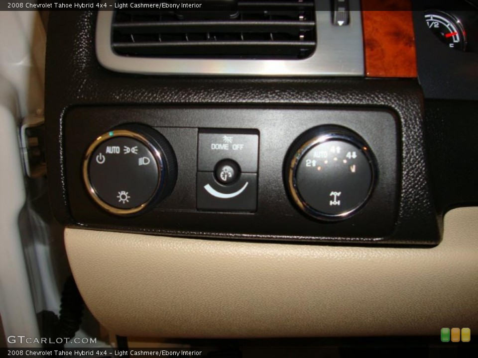 Light Cashmere/Ebony Interior Controls for the 2008 Chevrolet Tahoe Hybrid 4x4 #43626150