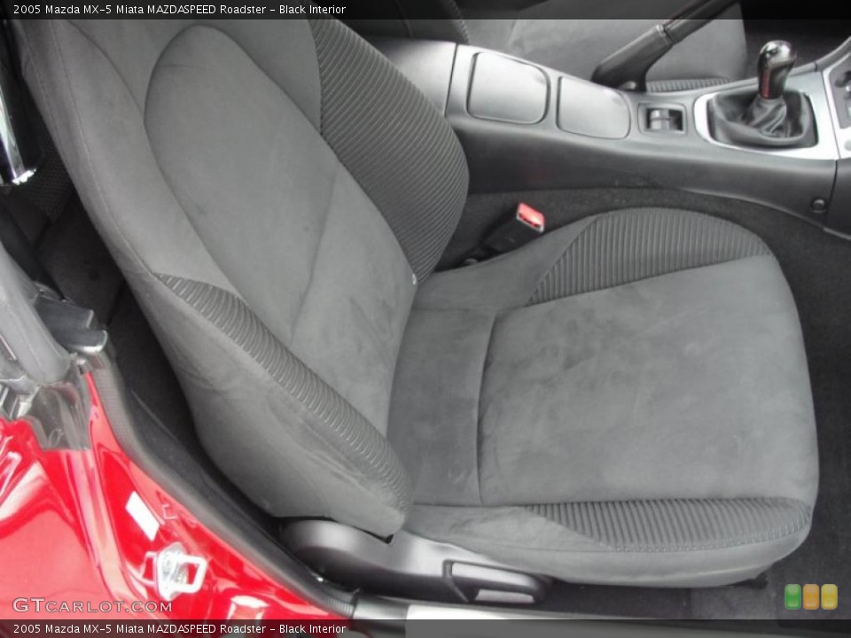 Black Interior Photo for the 2005 Mazda MX-5 Miata MAZDASPEED Roadster #43638024
