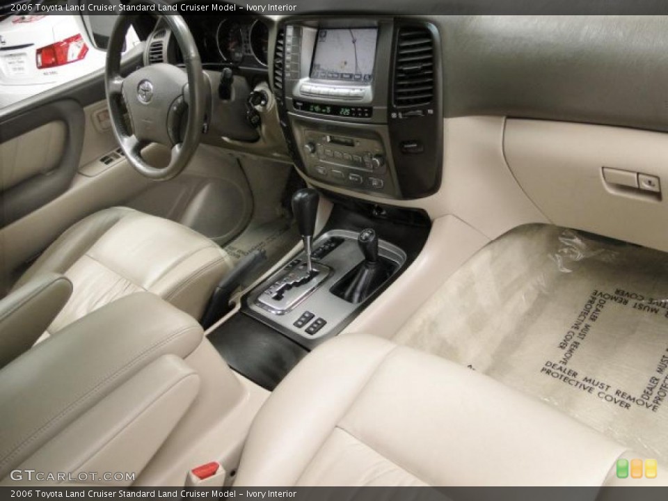 Ivory Interior Photo for the 2006 Toyota Land Cruiser  #43659155