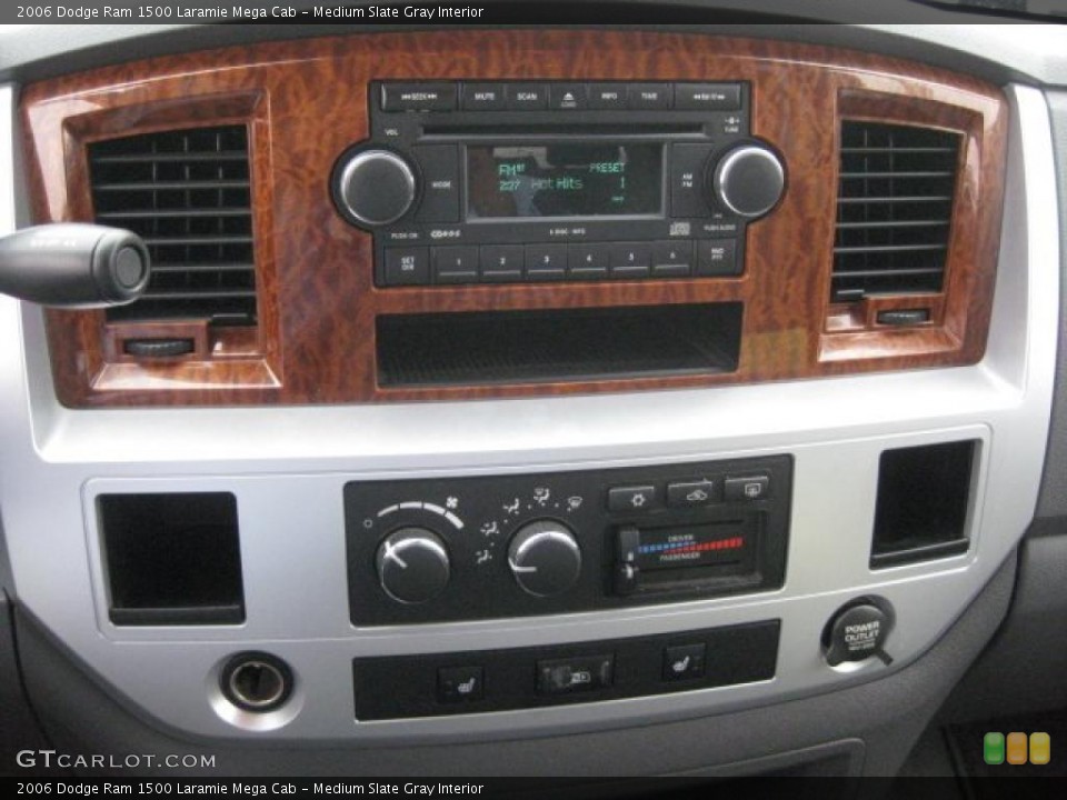 Medium Slate Gray Interior Controls for the 2006 Dodge Ram 1500 Laramie Mega Cab #43688156