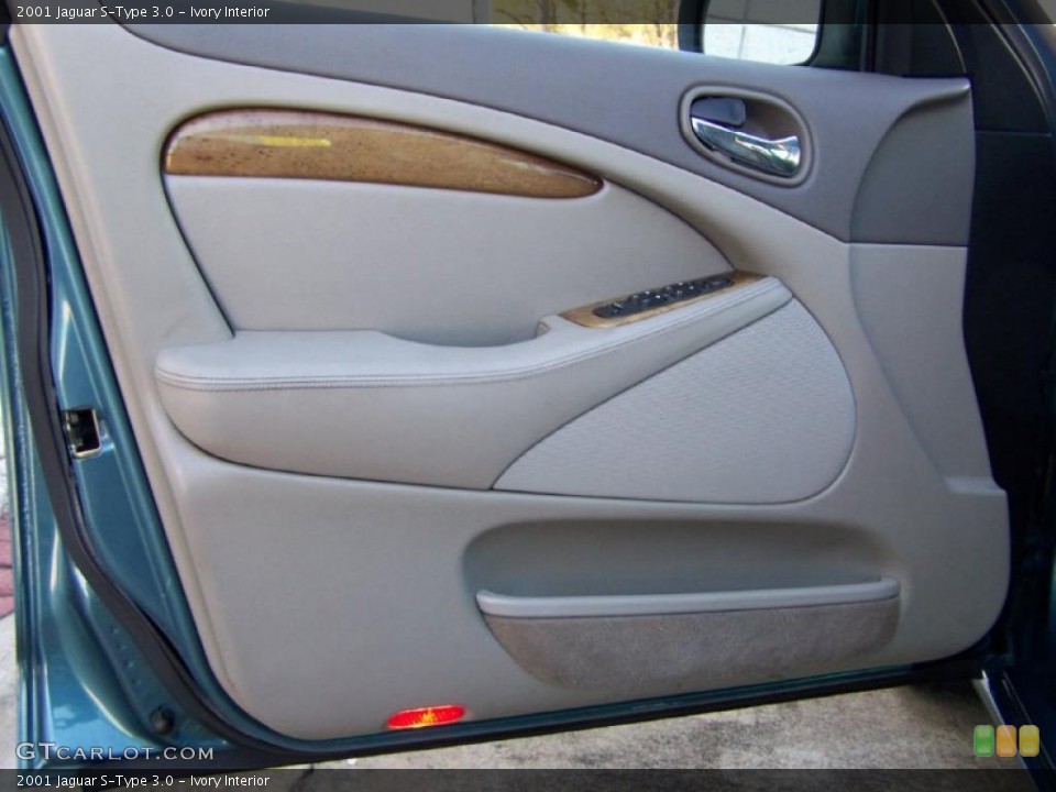 Ivory Interior Door Panel for the 2001 Jaguar S-Type 3.0 #43690396