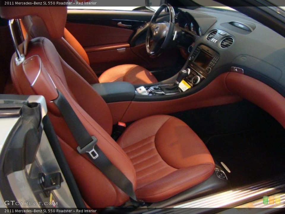 Red Interior Photo for the 2011 Mercedes-Benz SL 550 Roadster #43690416